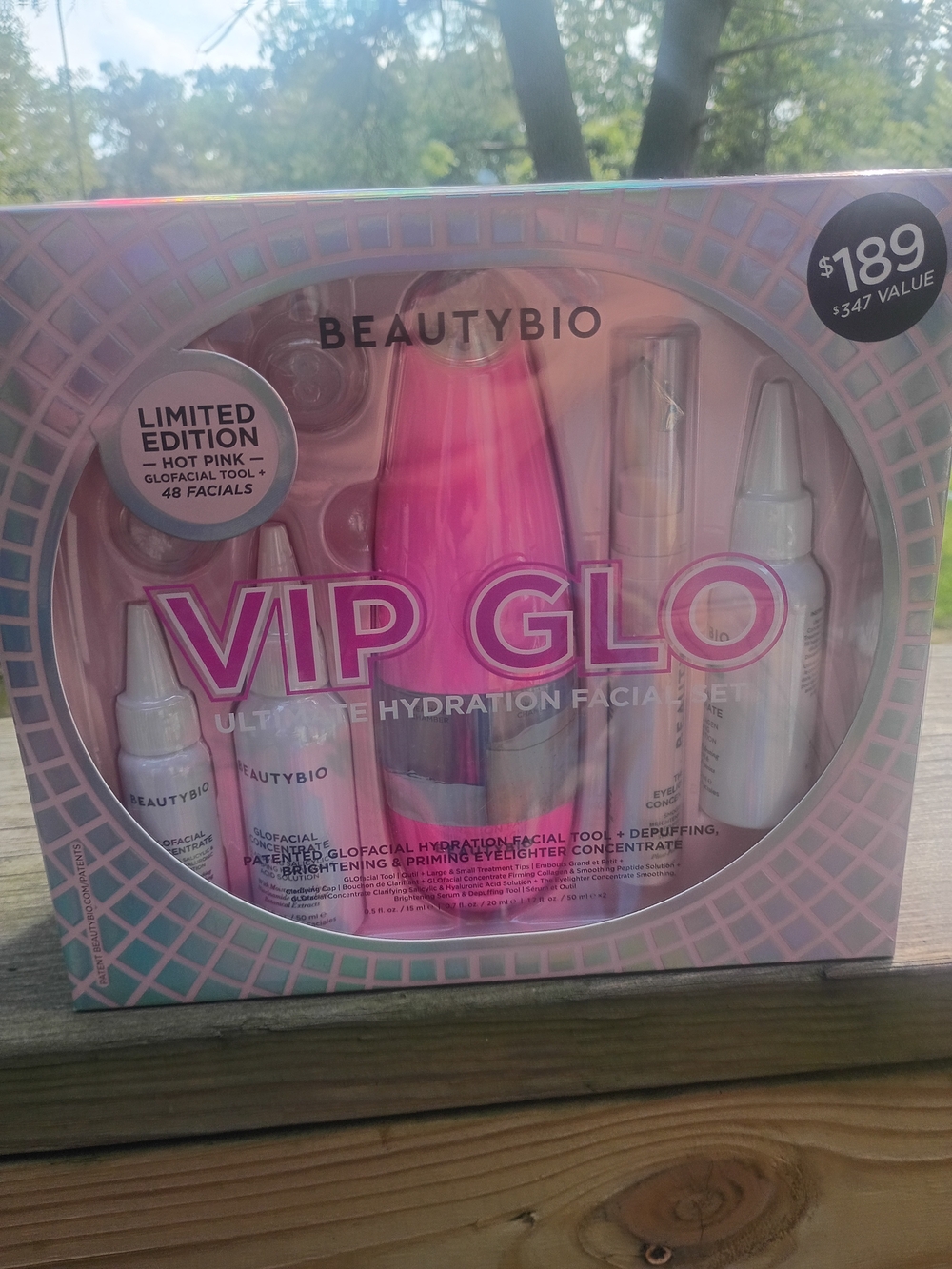 VIP GLO Ultimate Hydration Facial Set - Hot Pink
